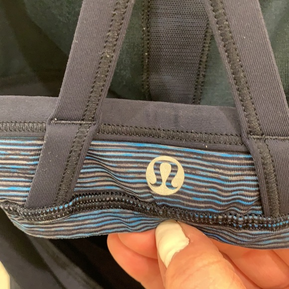 Lululemon CYB tank - inkwell - size 6 EUC - Picture 7 of 7